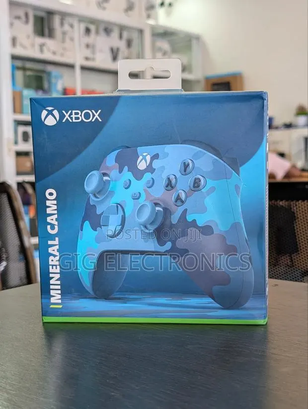Xbox Wireless Controller Mineral Camo Special Edition · Photo 1