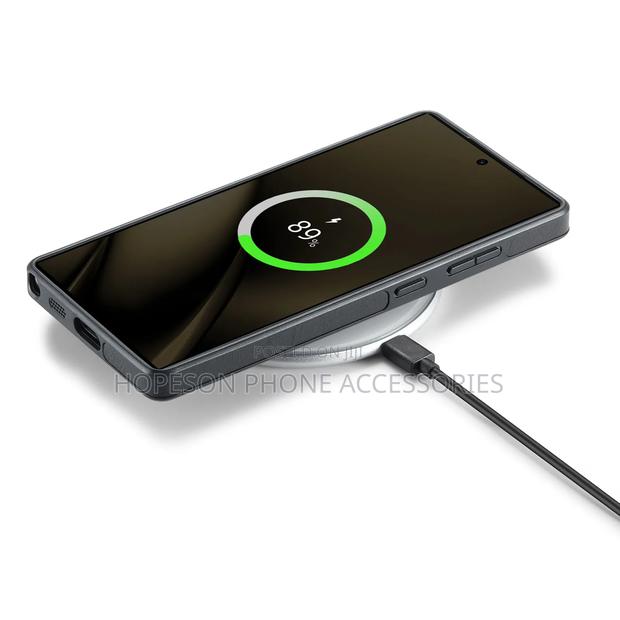 Samsung Wireless and Magsafe Quality Leather Cases · Photo 3