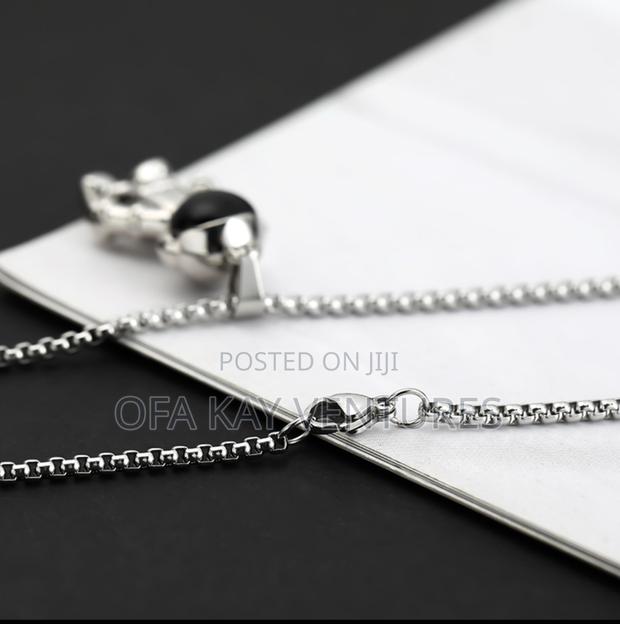 Astronaut Necklace With 2rings · Photo 2