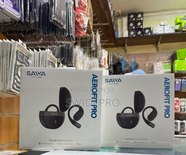 Saiya Aerofit Pro Ear-Hook Wireless Earphones · Photo 2