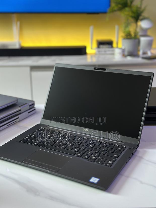 Laptop Dell Latitude 7400 16GB Intel Core I5 SSD 512GB · Photo 1
