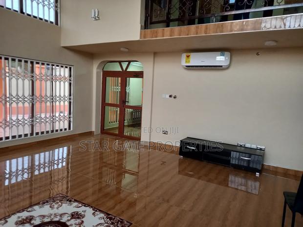 7bdrm House in Anwomaso, Kumasi Metropolitan for sale · Photo 7