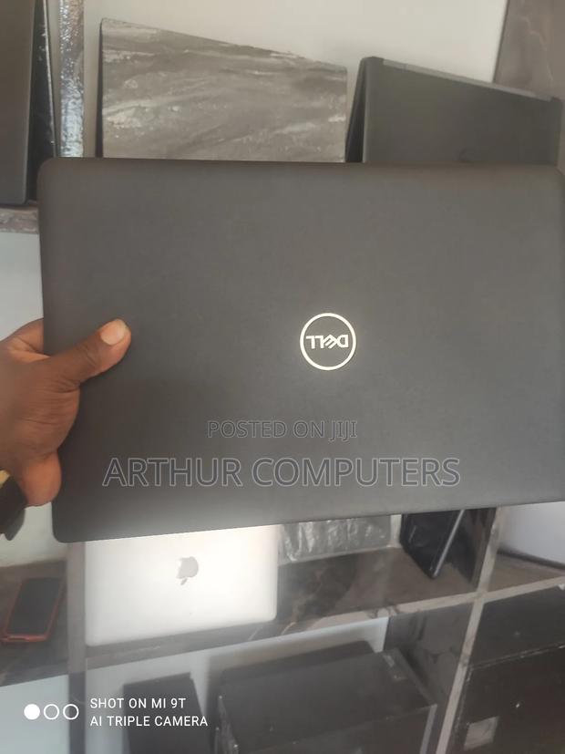 Laptop Dell Latitude 3520 8GB Intel Core i5 SSD 256GB · Photo 1
