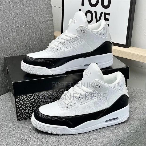 Air Jordan 3 X Fragment Design Retro Sp · Photo 2