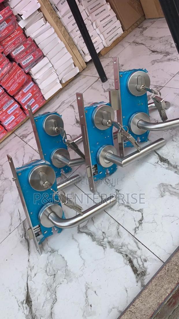 Quality Foreign Door Locks With Seperate Handles · Photo 1