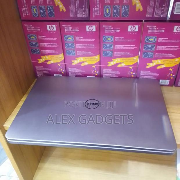 Laptop Dell Inspiron 15 7537 8GB Intel Core I7 SSD 256GB · Photo 2