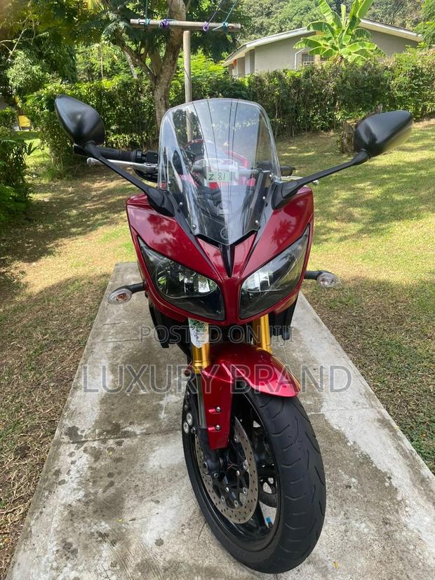 Yamaha 2018 Red · Photo 3