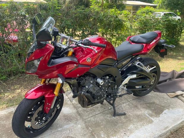 Yamaha 2018 Red · Photo 2
