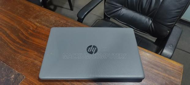 Laptop HP 15 4GB AMD HDD 700GB · Photo 2