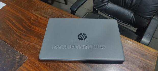 Laptop HP 15 4GB AMD HDD 700GB · Photo 3
