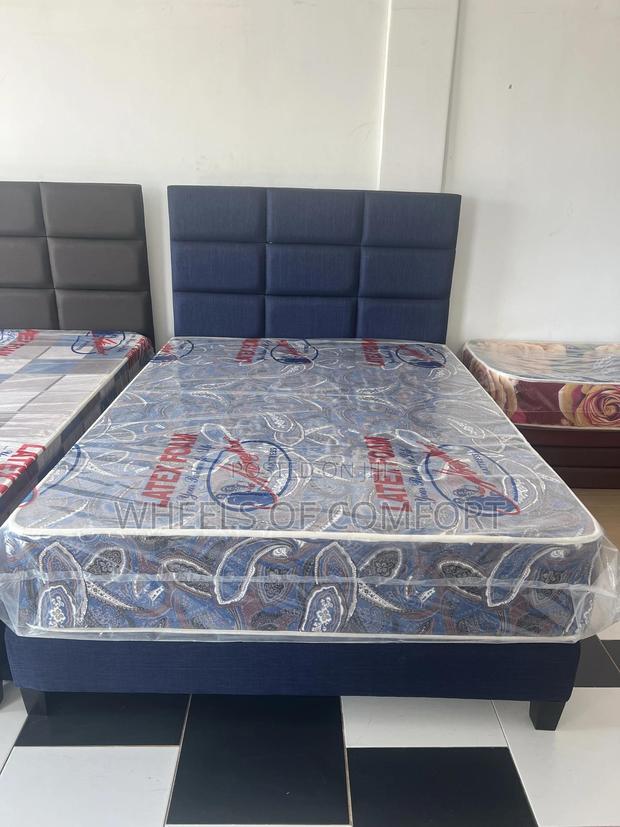Latex Foam Double Bed · Photo 2