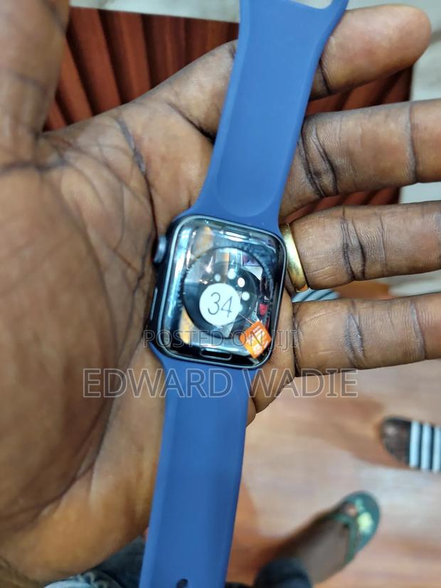 Apple Series 6 40mm · Photo 4