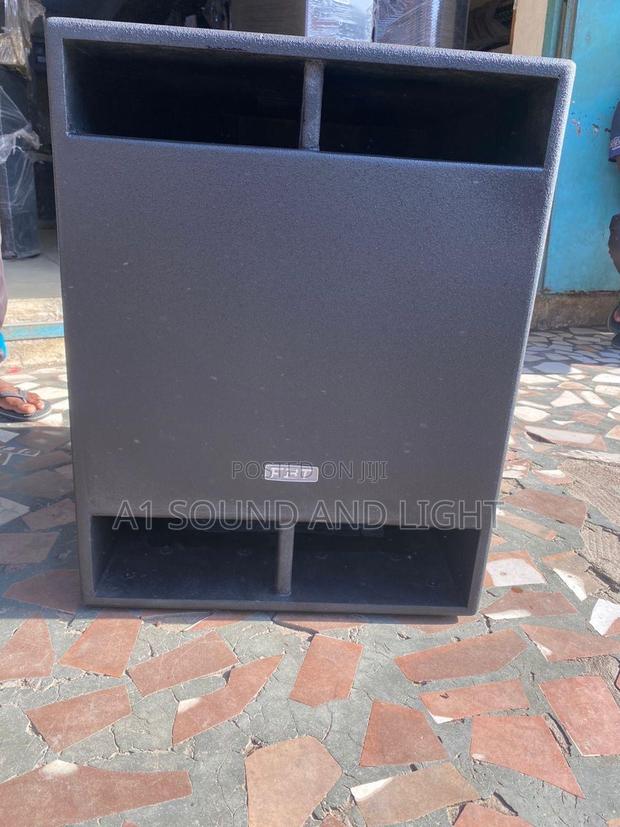 FBT X Sub 18 Sa - Active Bass Speaker[Pair] · Photo 1