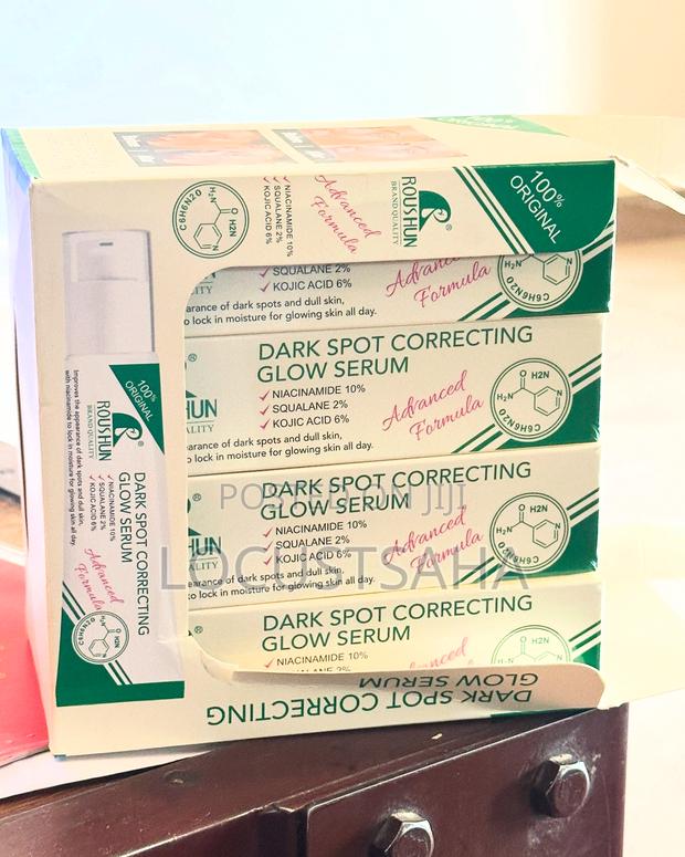 Dark Spot Correcting Glow Serum · Photo 1