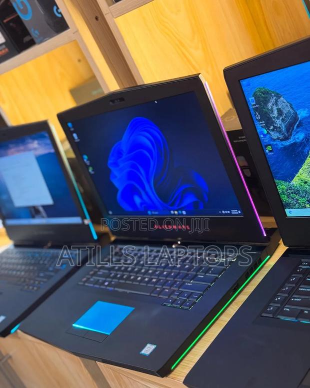 Laptop Alienware Area-51m 16GB Intel Core I7 HDD+SSD 1.5T · Photo 6
