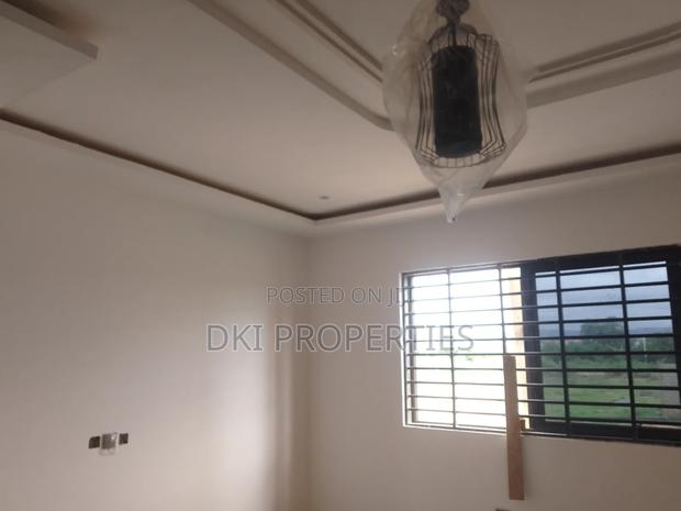 4bdrm House in Dki Properties, Malejor for sale · Photo 4