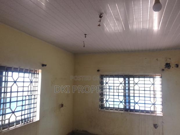 5bdrm House in Dki Properties, Valley View Area for sale · Photo 5