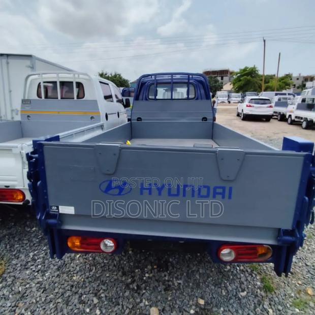 2004 Hyundai Porter · Photo 5