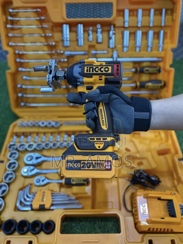 152pcs Tool Set With Cordless Impact Wrench - Hkthp31521 · Photo 1
