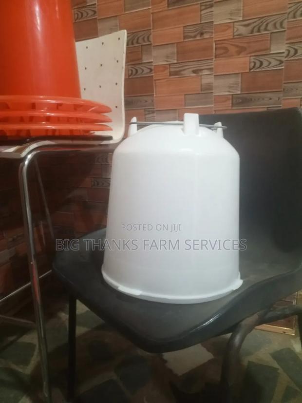 Poultry Feeders 3kg,6kg,10kg Etc · Photo 1