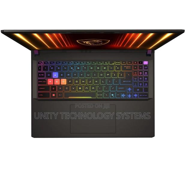 New Laptop MSI Vector 17 HX AI A2XWJG 32GB Intel Core i9 SSD 1T · Photo 1