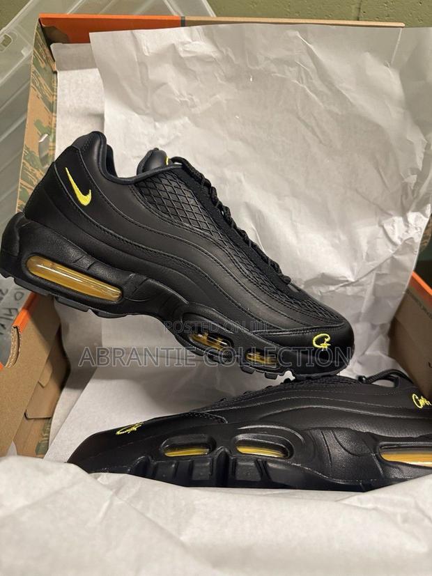 Nike Air Max 95 X Corteiz Black/Yellow · Photo 2