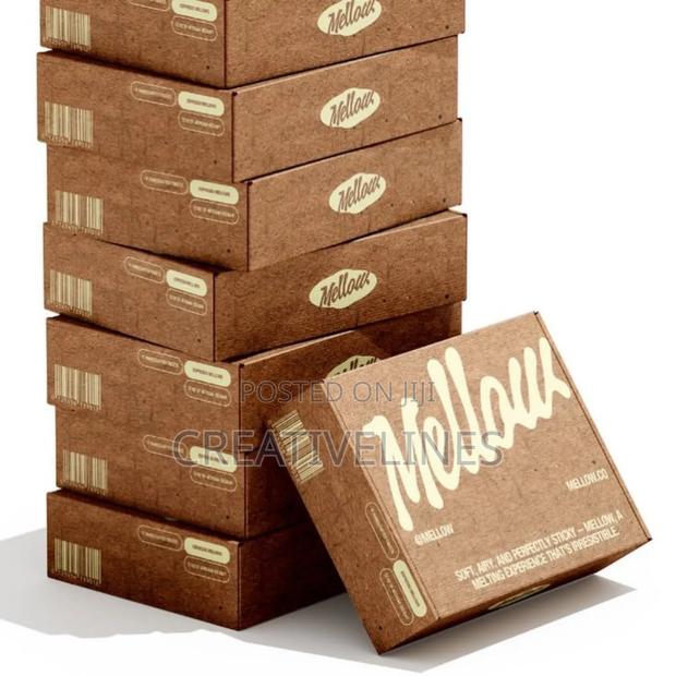 Big Customised Cake Box · Photo 1