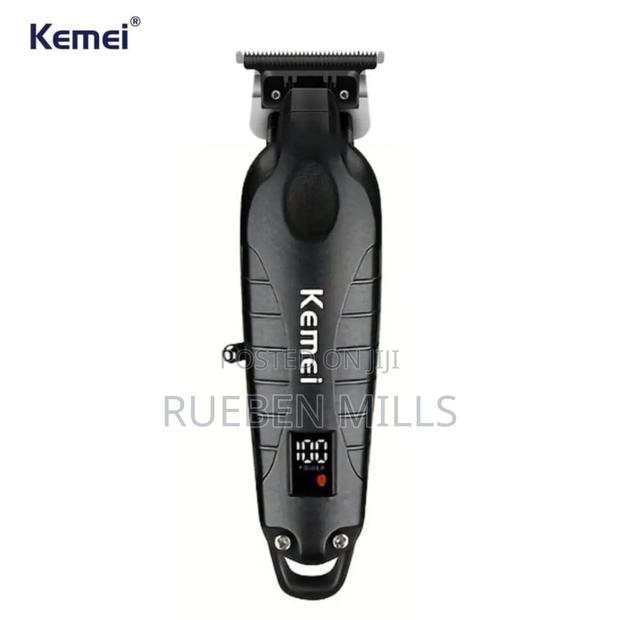 Razor Sharp Firm Grip Design Detailer Barbering Machine · Photo 3