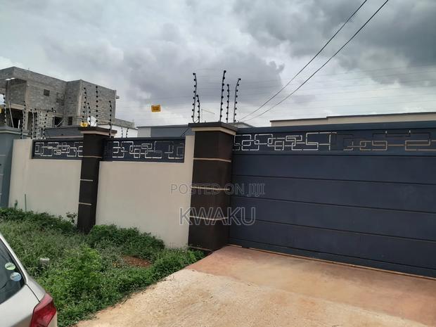 3 Bedroom House East Legon Hills · Photo 2