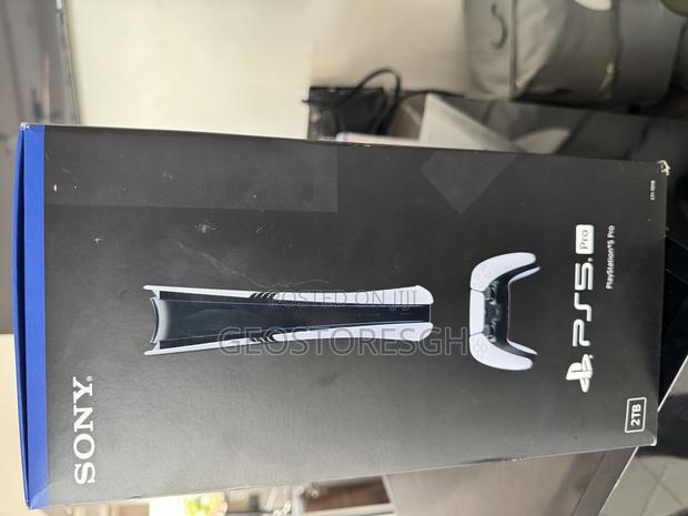 Sony Ps5 Pro (2 Tb Ssd, Digital) · Photo 2