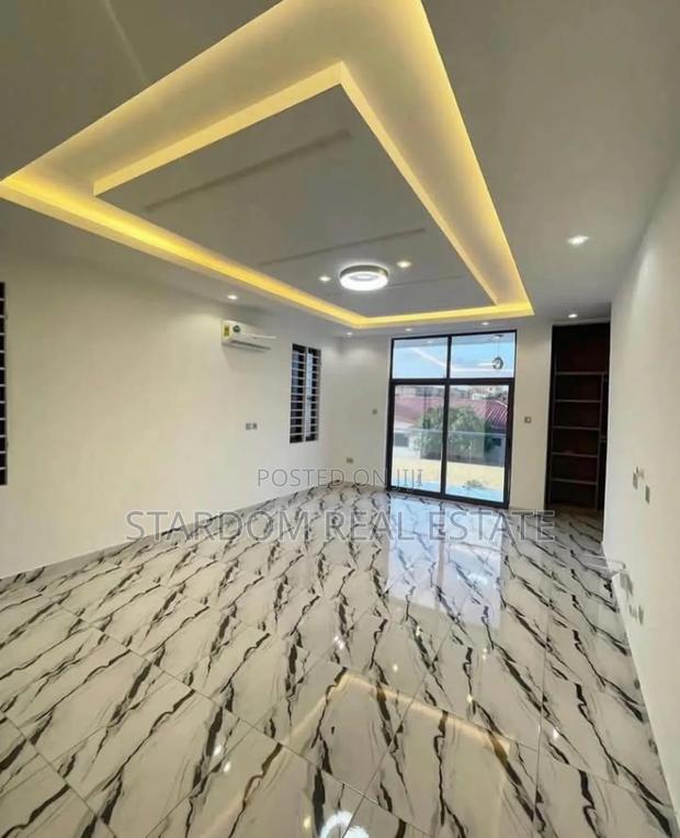 4bdrm Duplex in Ogbojo, East Legon for sale · Photo 5