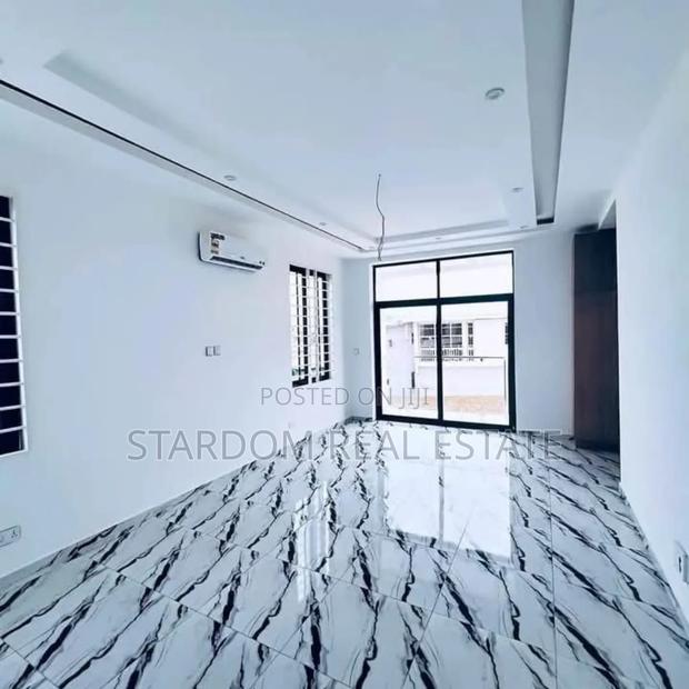 4bdrm Duplex in Ogbojo, East Legon for sale · Photo 8
