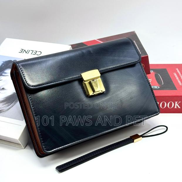 Men’S Clutch Purse From Mont Blanc · Photo 4