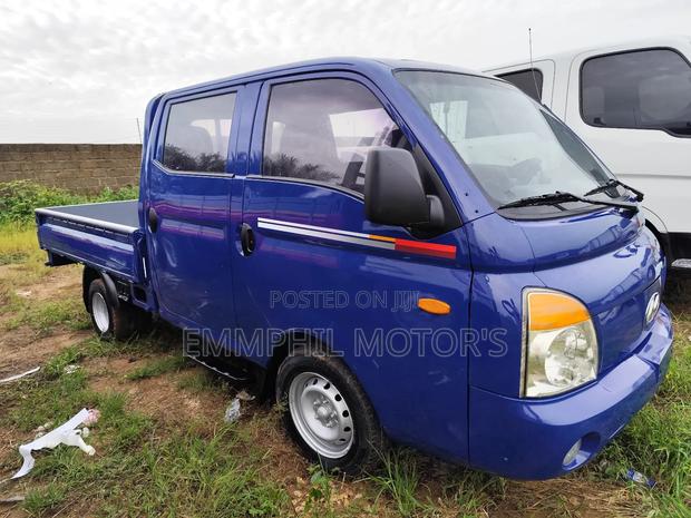 Hyundai Double Cabin Truck.Intercooler Engine. New Arrivals. · Photo 3
