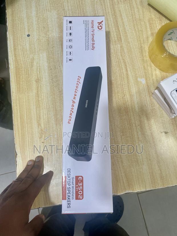 Smart Wireless Desktop Speaker · Photo 1