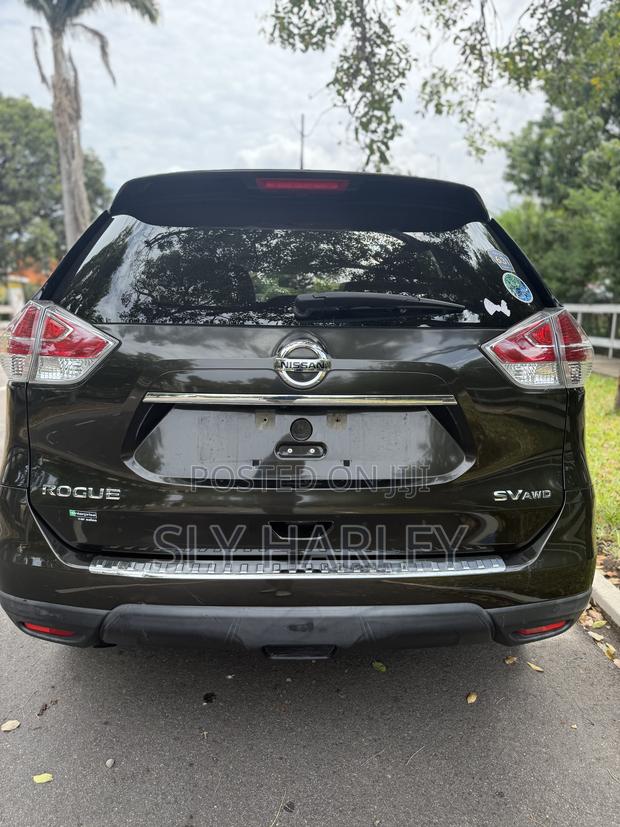 Nissan Rogue SV AWD 2016 Green · Photo 8
