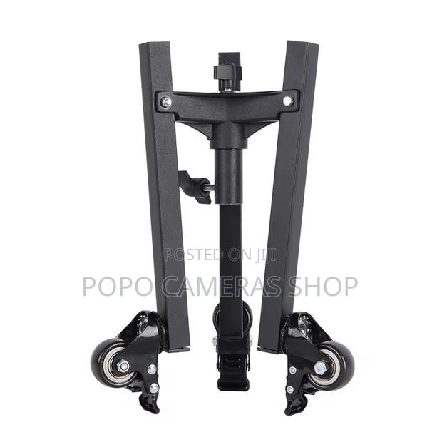 Bosh 75cm Mini Light Stand With Wheels · Photo 4