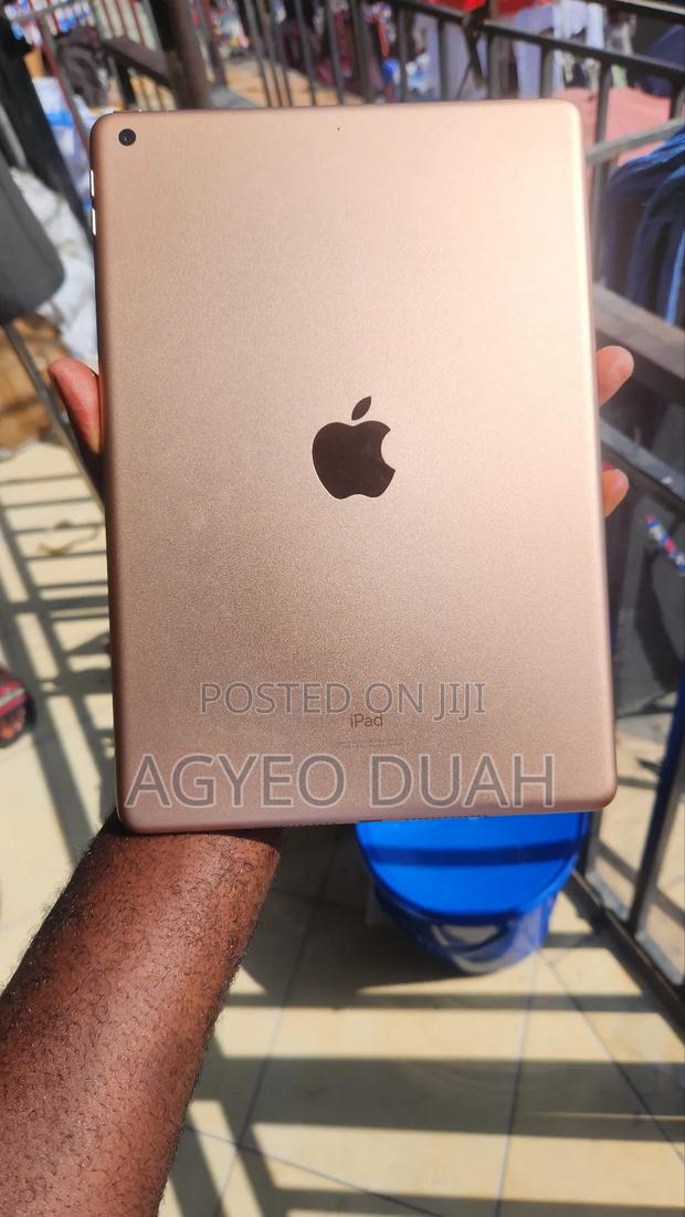 Apple iPad 10.2 (2019) 32 GB Yellow · Photo 3