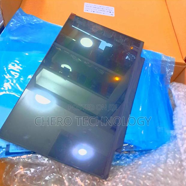 Edgeless Laptop Screen 30pin · Photo 2