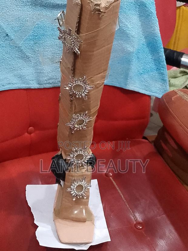 High Classic Design Nude Sandals Heels · Photo 6