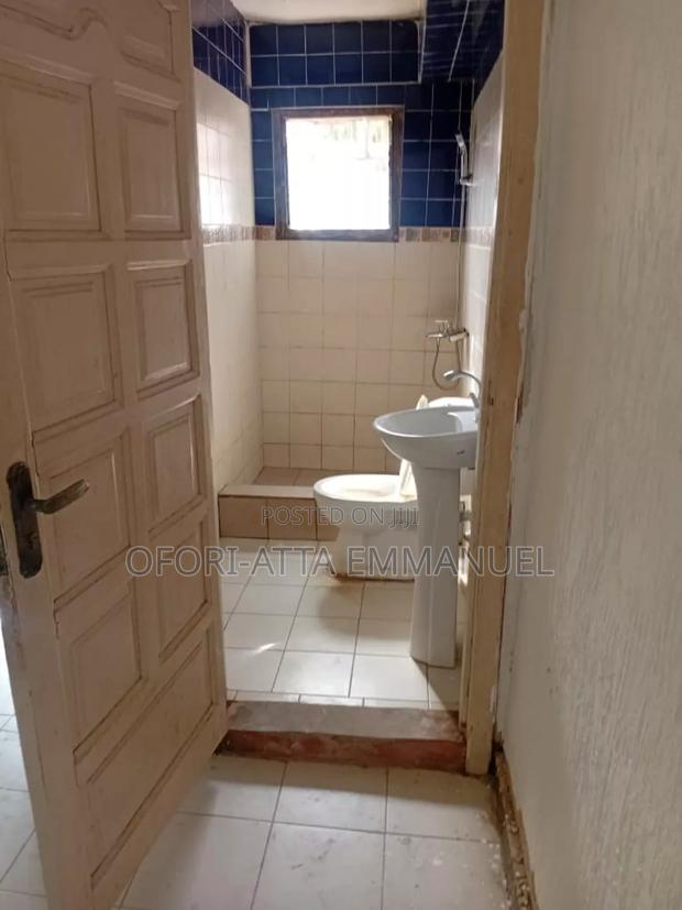 4bdrm House in Kasoa Toll Booth for sale · Photo 7