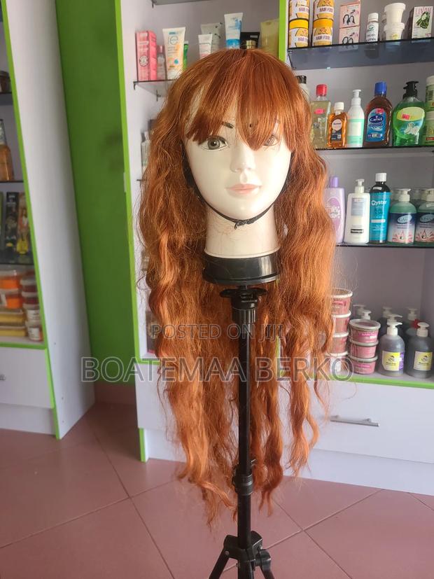 Ginger Coloured French Cut Body Wave · Photo 2