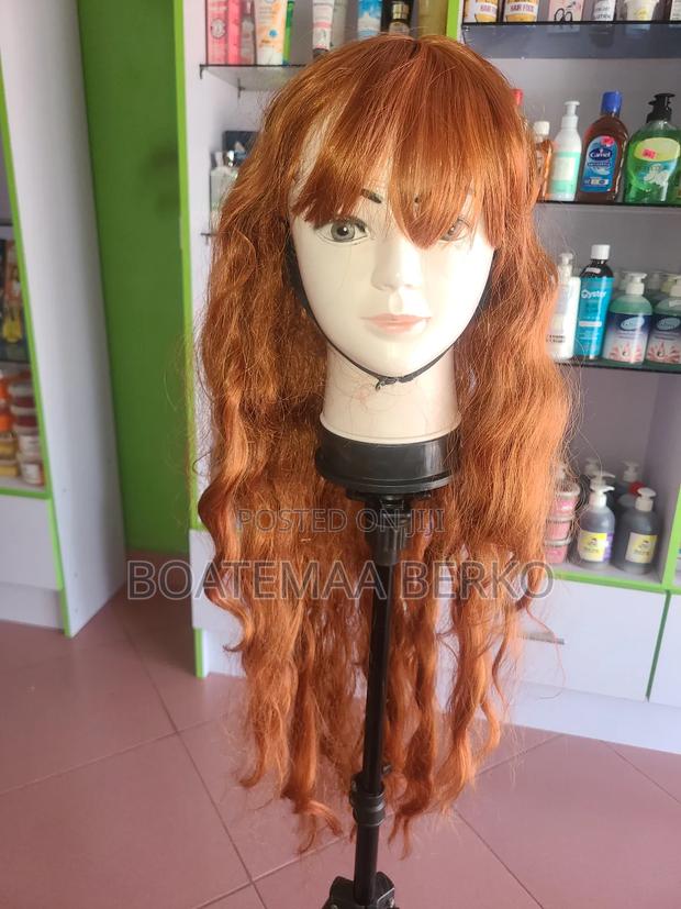 Ginger Coloured French Cut Body Wave · Photo 6