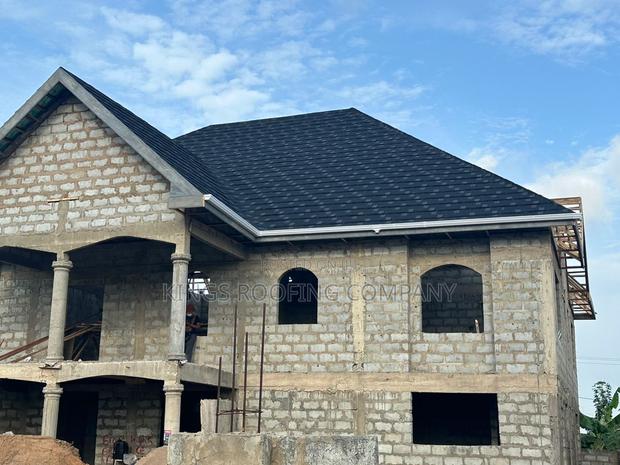 Well Decorated Shingles Project by Kings Roofing · Photo 3