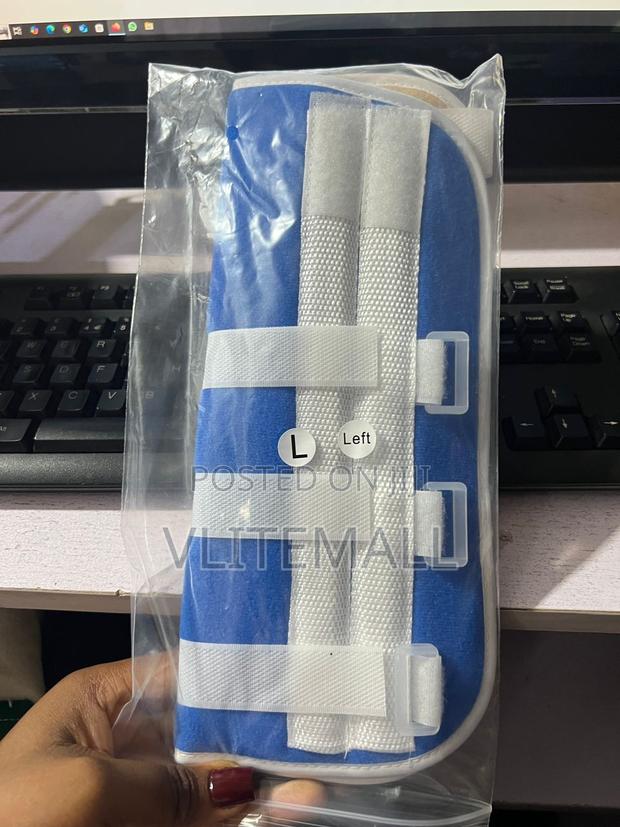 Wrist Brace (Universal) · Photo 1