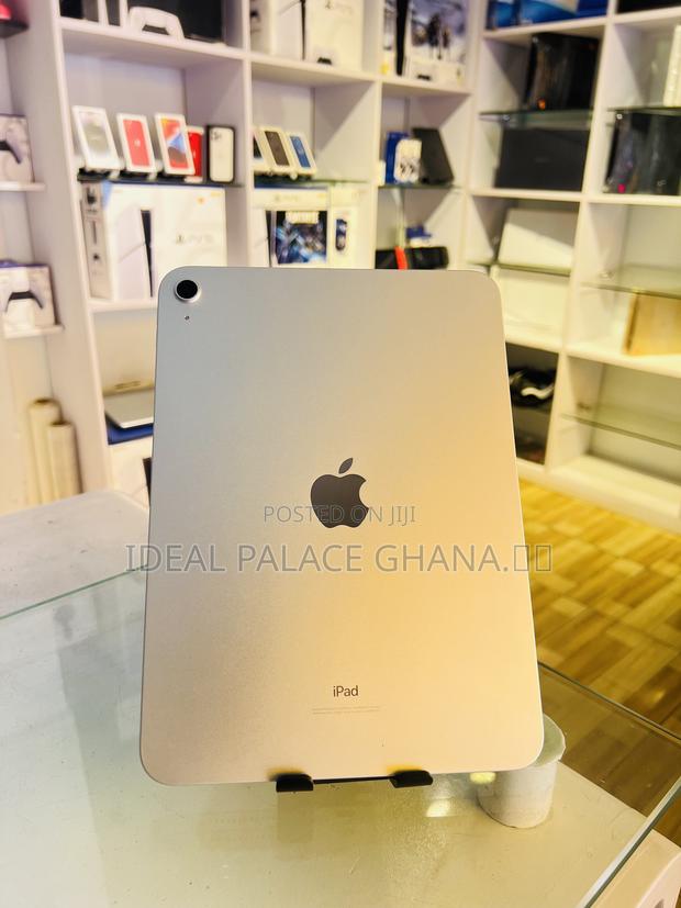 Apple iPad 10.2 (2020) 64 GB Silver · Photo 1