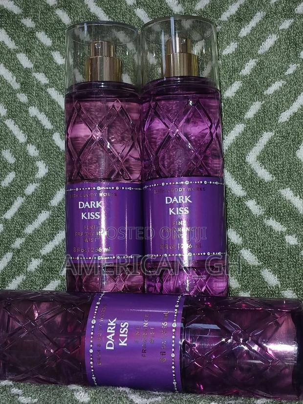Bath and Body Works( Dark Kiss) Splash · Photo 1