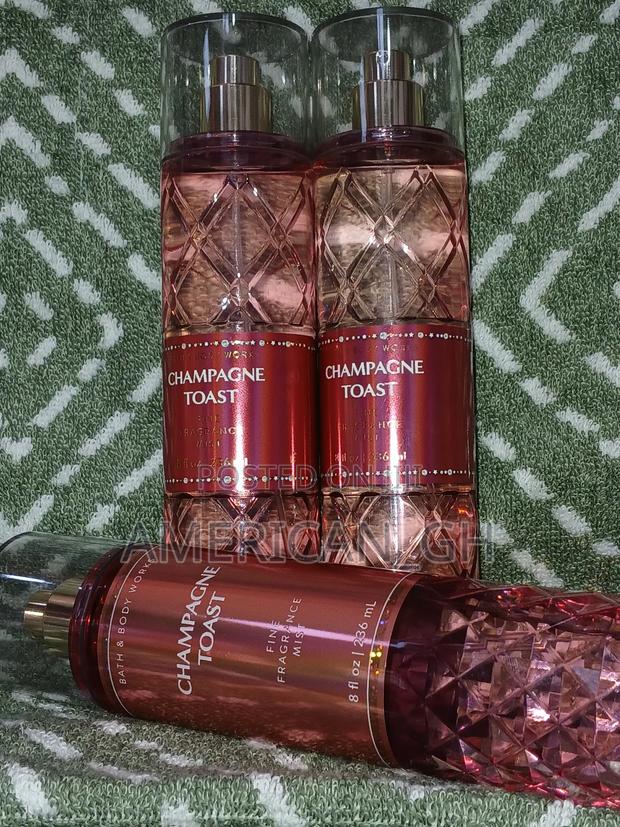 Bath and Body Works( Champagne Toast) Splash · Photo 1