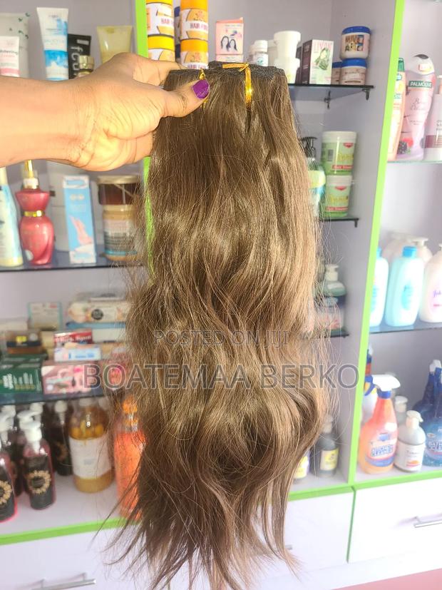 Clip in Hair Extensions · Photo 8