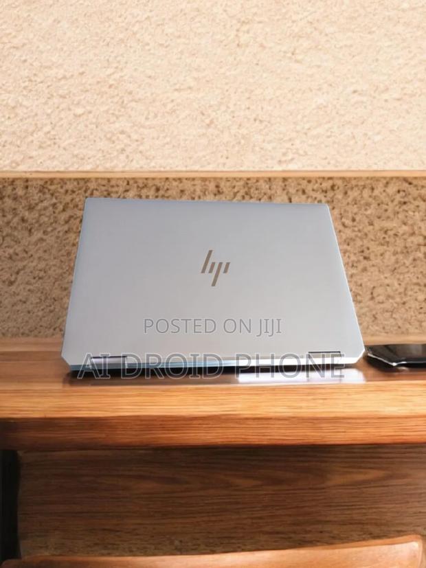Laptop HP Spectre X360 16GB Intel Core I7 SSD 512GB · Photo 3
